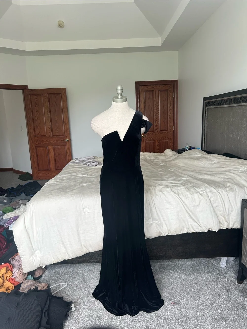 Adam One-Shoulder Black Velvet Evening Gown - Picture 1 of 3